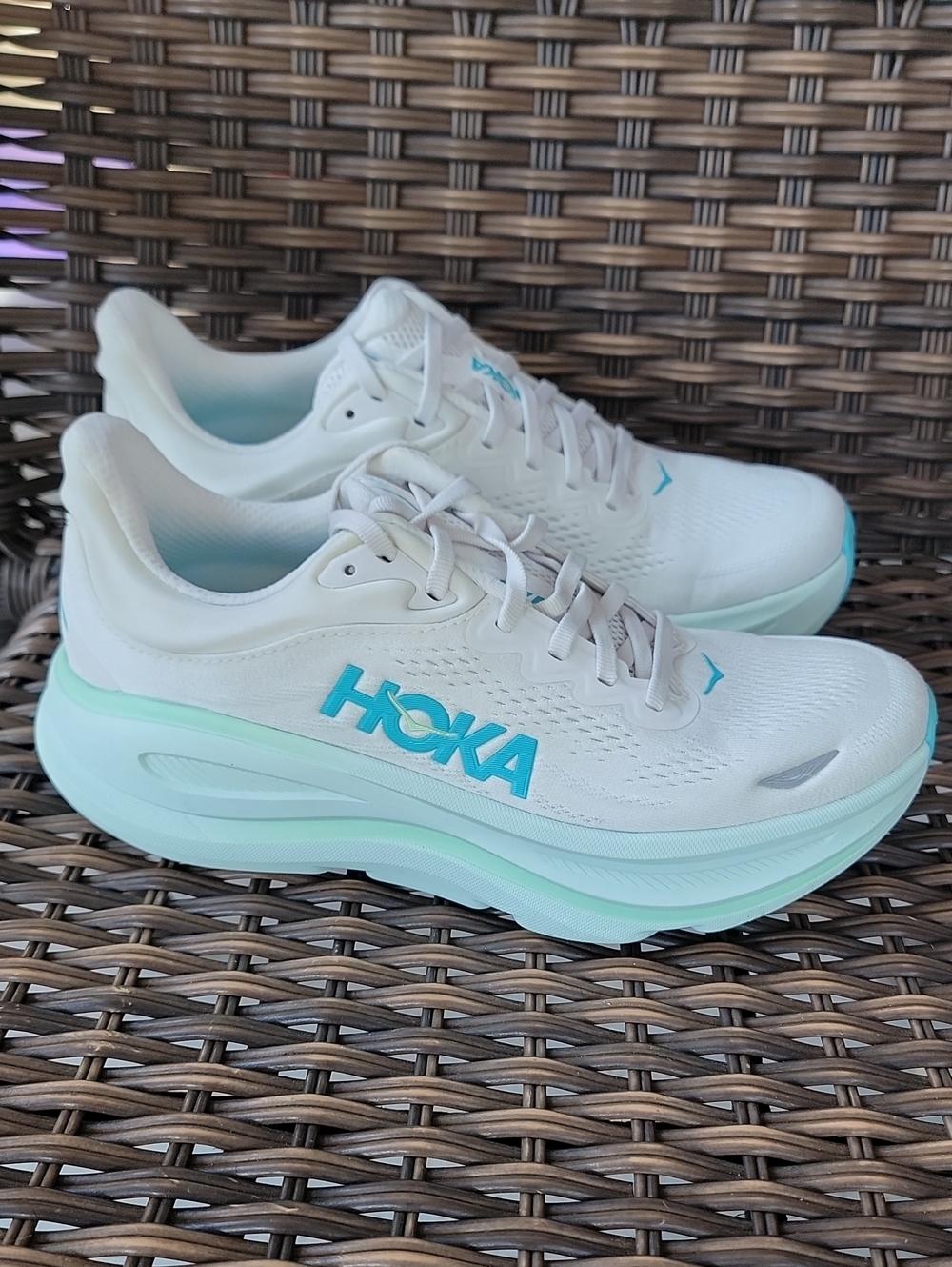 Hoka One One HOKA Bondi 9 W Women's Frost/Cielo Blue Mesh Lace Up 1162012 - Picture 4 of 8